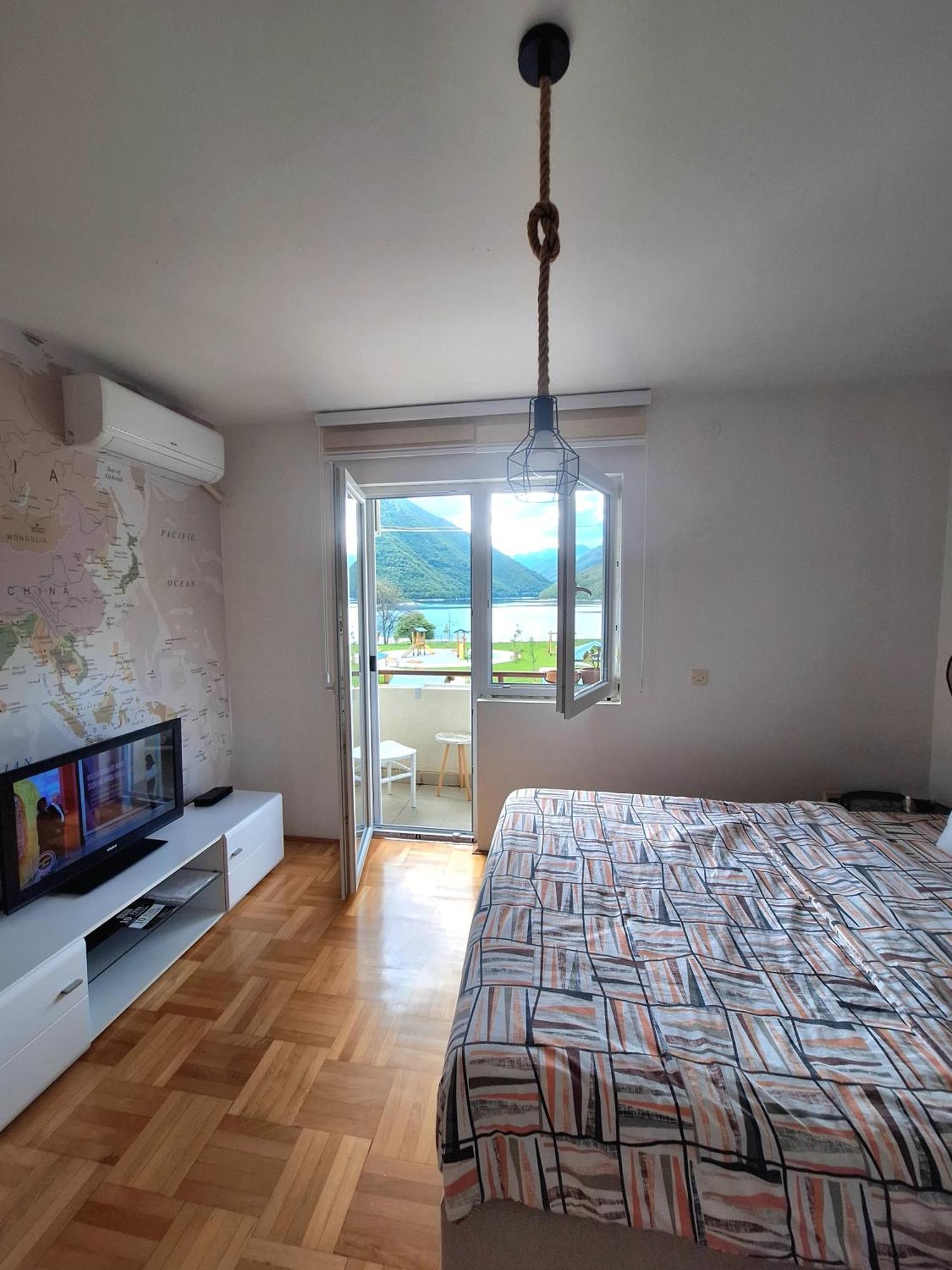 Apartment Lake Story Plužine Eksteriør billede